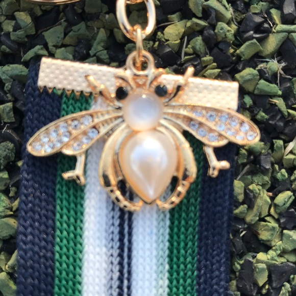 Bee Racer Stripe Key Ring Purse Charm - Picture 2 of 6